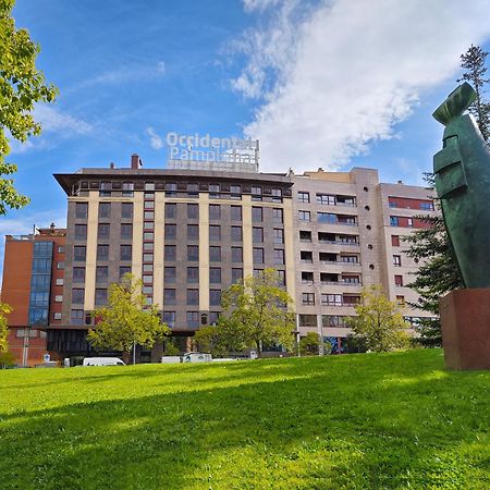 Occidental Pamplona Hotel Bagian luar foto