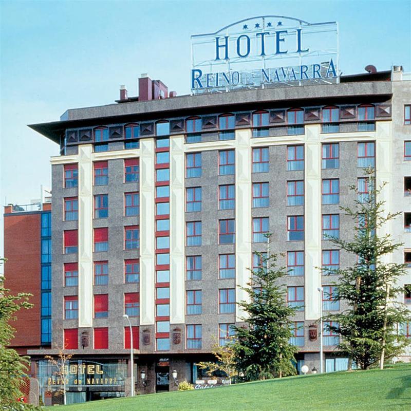 Occidental Pamplona Hotel Bagian luar foto