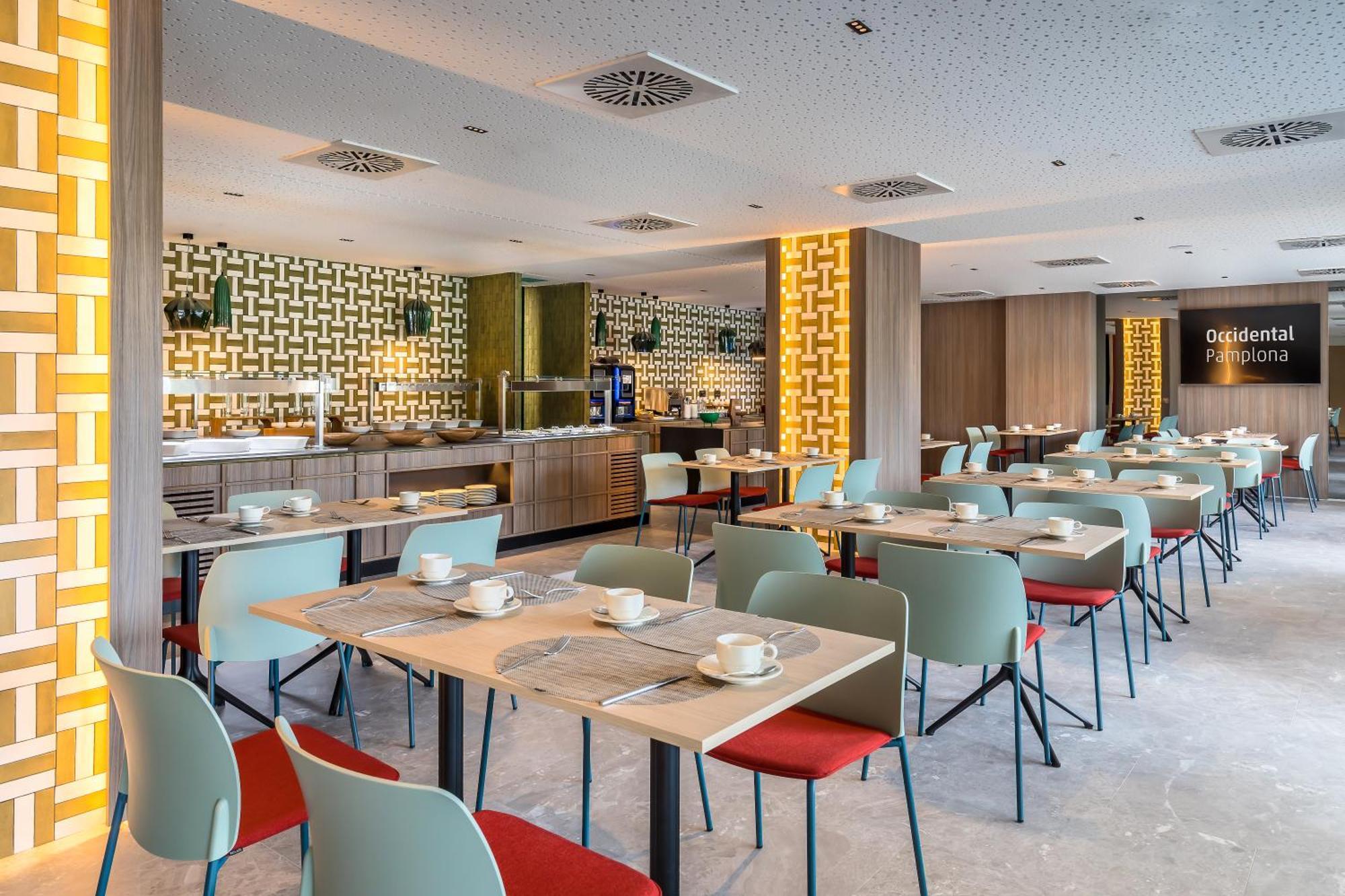 Occidental Pamplona Hotel Bagian luar foto