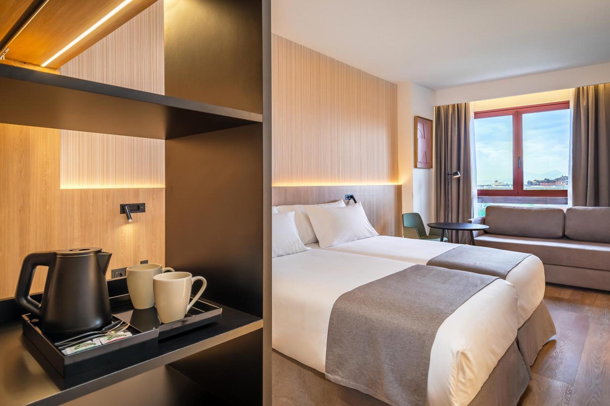 Occidental Pamplona Hotel Bagian luar foto