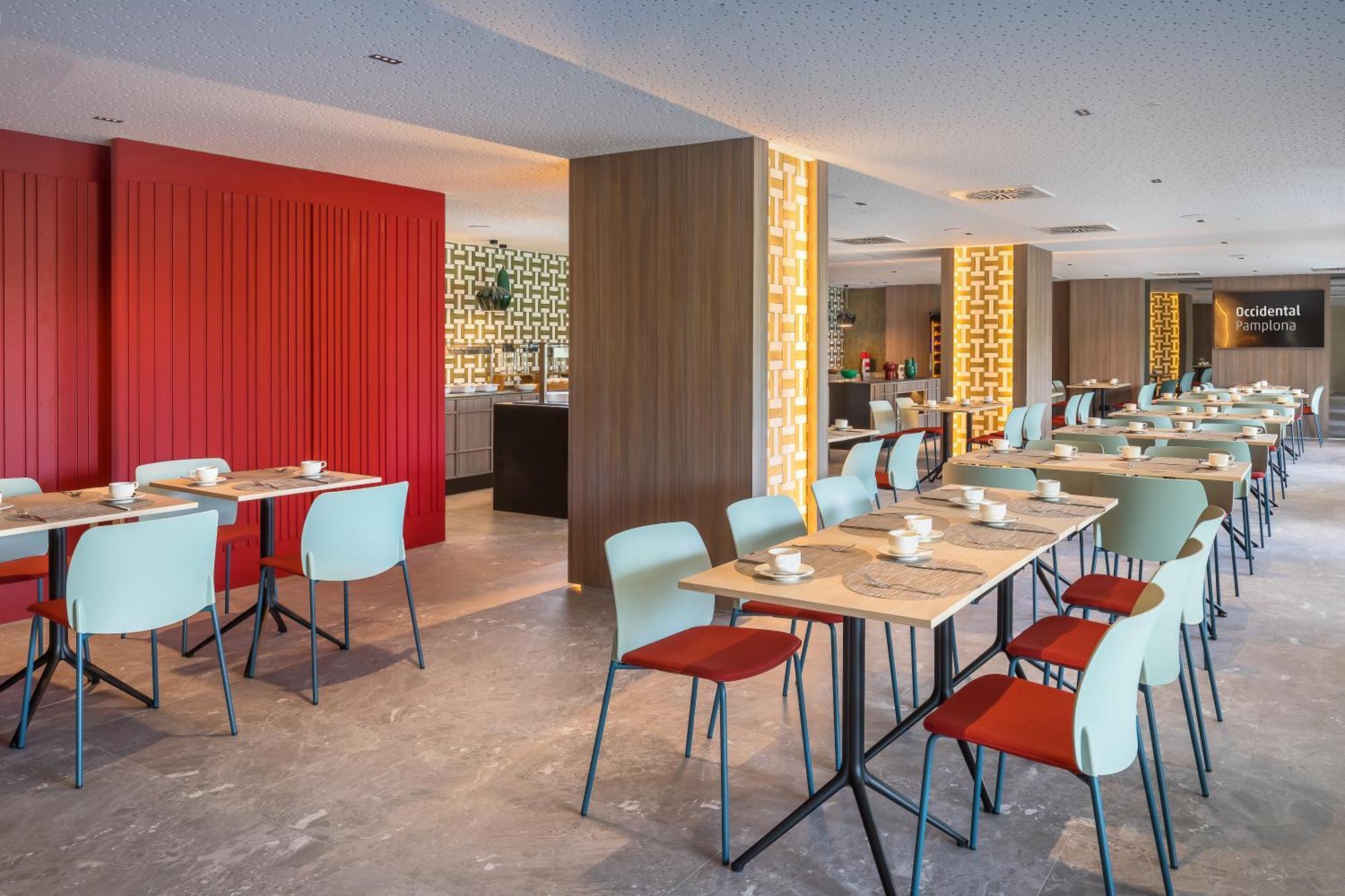Occidental Pamplona Hotel Bagian luar foto
