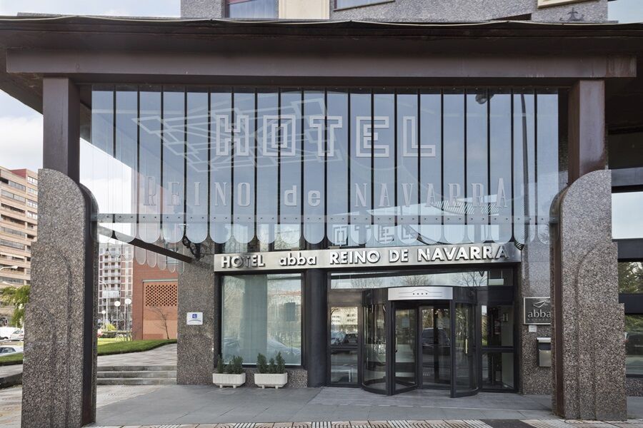 Occidental Pamplona Hotel Bagian luar foto